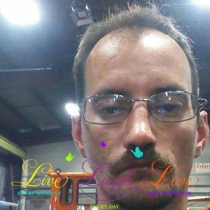 Meet your Posher, Dennis